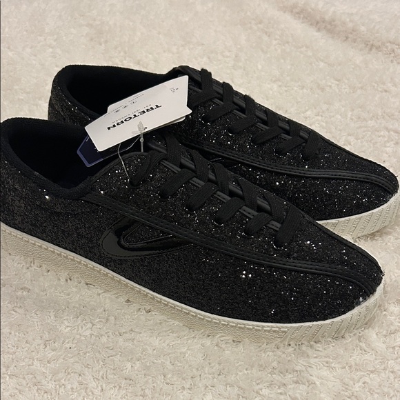 NWOB Tretorn Sparkling Black Sneakers - Picture 3 of 12